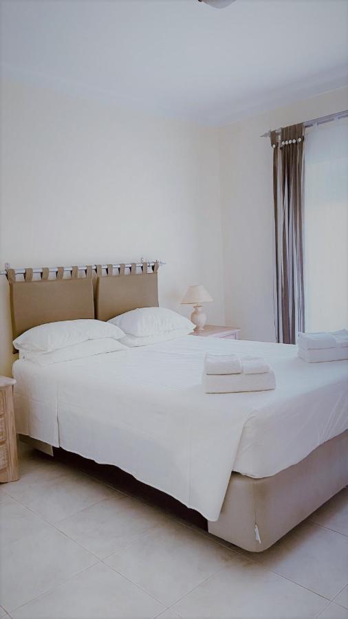 Oasis Lighthouse Villa ปอร์ติเมา ภายนอก รูปภาพ